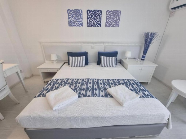 NEREUS HOTEL By IMH Europe Travel and Tours image 5